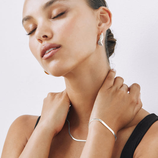 Uneven Round Hoop Earrings