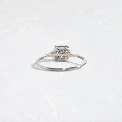 Solitaire-Oval Lab Grown Diamond Engagement Ring