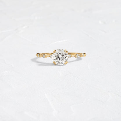Solitaire-Oval Lab Grown Diamond Engagement Ring