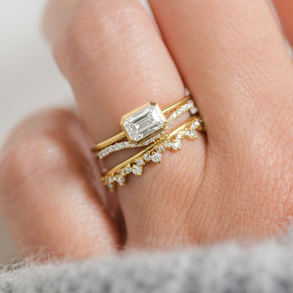 Solitaire-Oval Lab Grown Diamond Engagement Ring