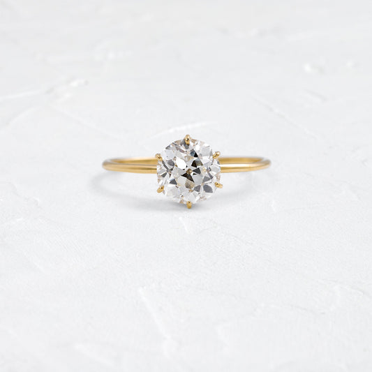 Solitaire-Oval Lab Grown Diamond Engagement Ring