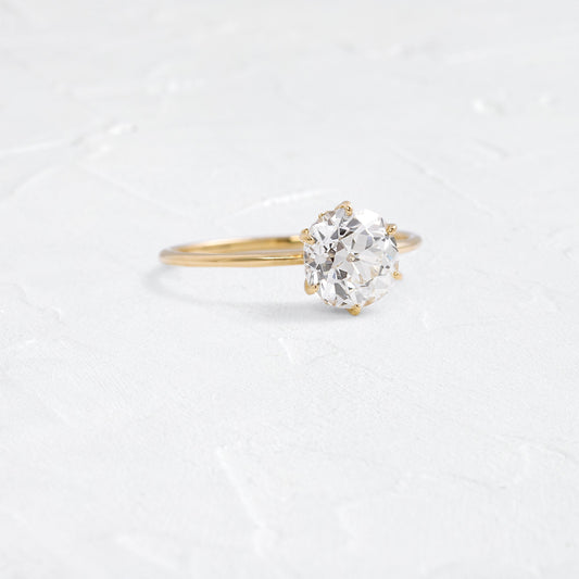 Solitaire-Oval Lab Grown Diamond Engagement Ring