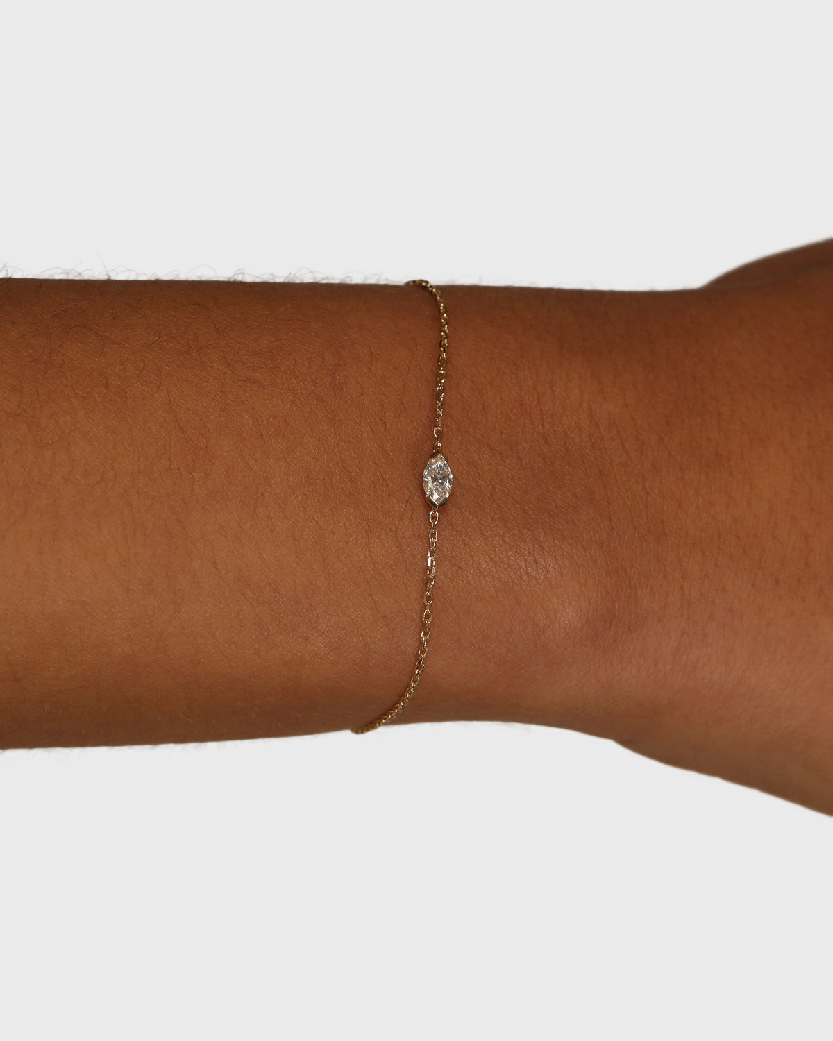 Elegant 0.25 CT Marquise Cut Diamond Chain Bracelet 5