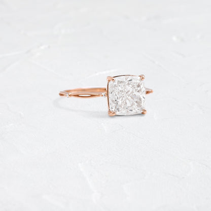 Solitaire-Oval Lab Grown Diamond Engagement Ring