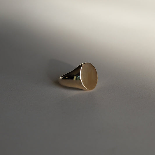 Men's Oval Signet Ring