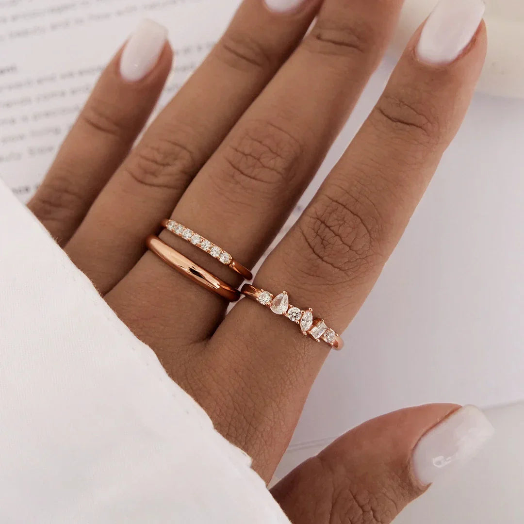 Elegant 0.20 TCW Round Lab-Grown Diamond Multi-Stone Wedding Band 7