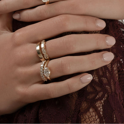 Solitaire-Oval Lab Grown Diamond Engagement Ring