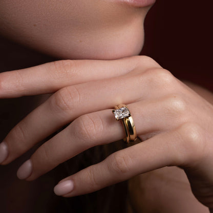 Solitaire-Oval Lab Grown Diamond Engagement Ring