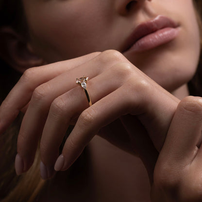 Solitaire-Oval Lab Grown Diamond Engagement Ring