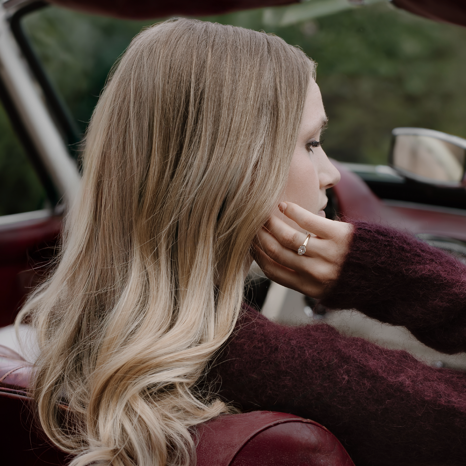 Solitaire-Oval Lab Grown Diamond Engagement Ring