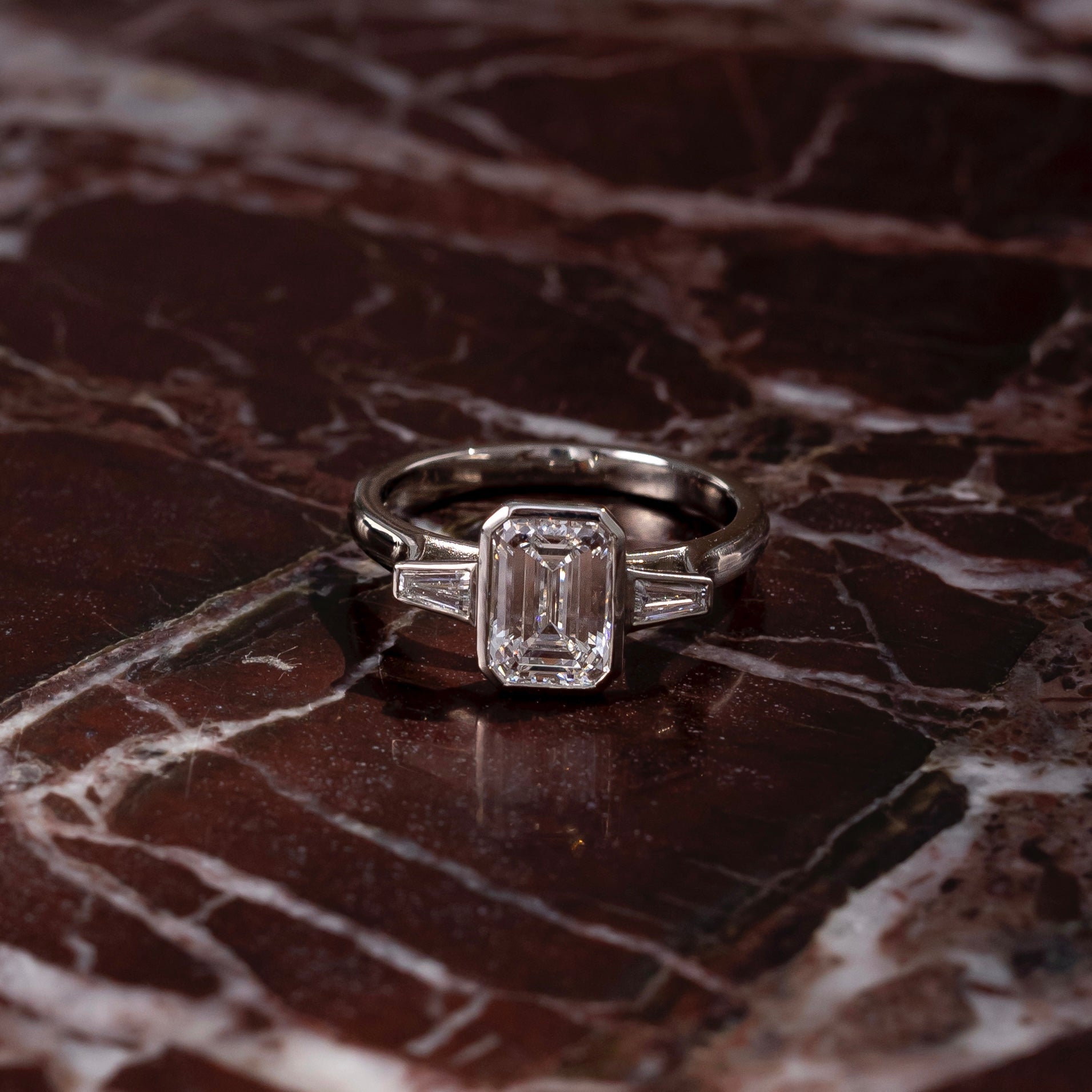 Solitaire-Oval Lab Grown Diamond Engagement Ring