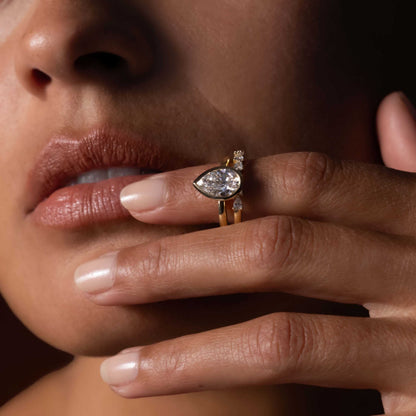 Solitaire-Oval Lab Grown Diamond Engagement Ring