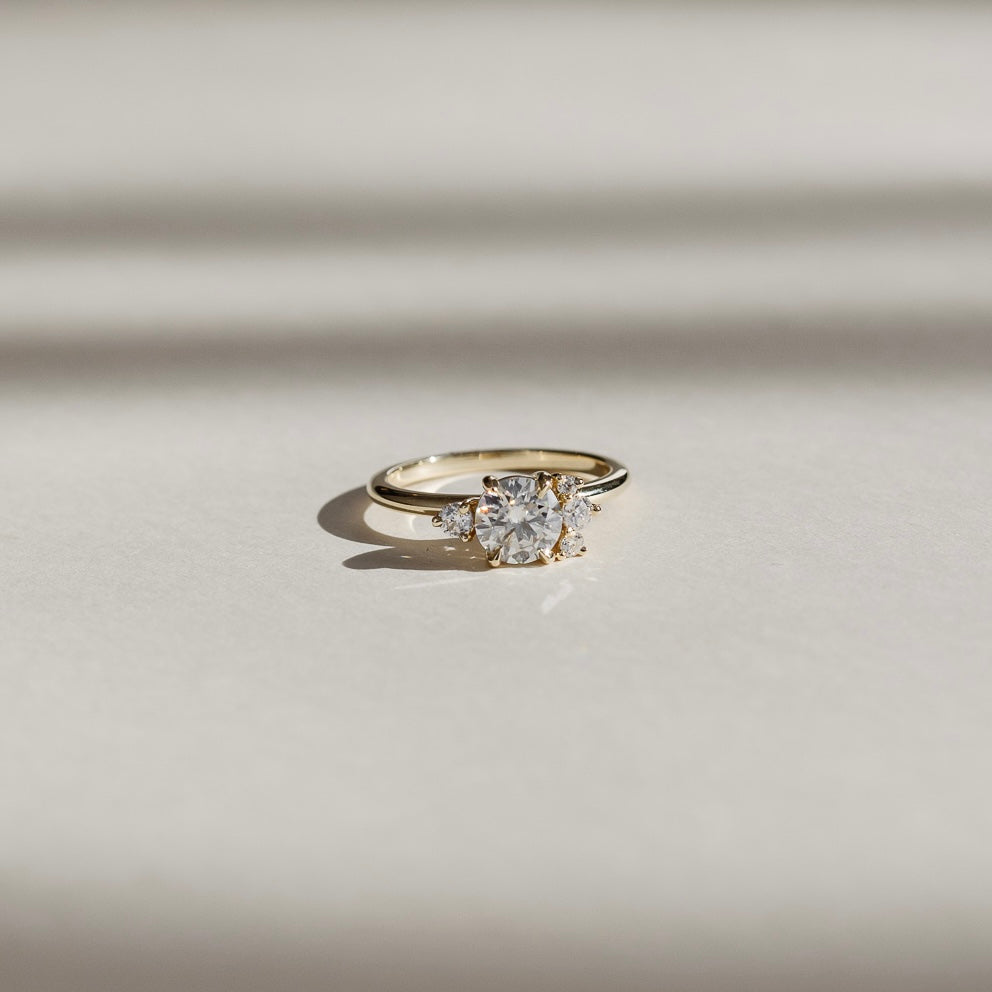 Solitaire-Oval Lab Grown Diamond Engagement Ring