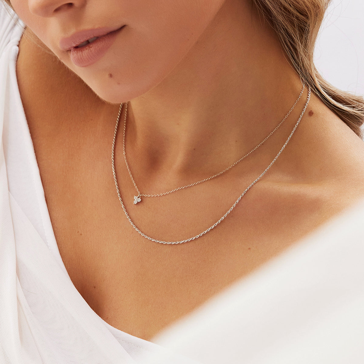 Elegant Gold Rope Chain Necklace