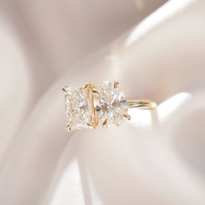 Solitaire-Oval Lab Grown Diamond Engagement Ring
