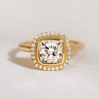Solitaire-Oval Lab Grown Diamond Engagement Ring