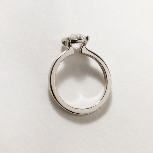 Solitaire-Oval Lab Grown Diamond Engagement Ring