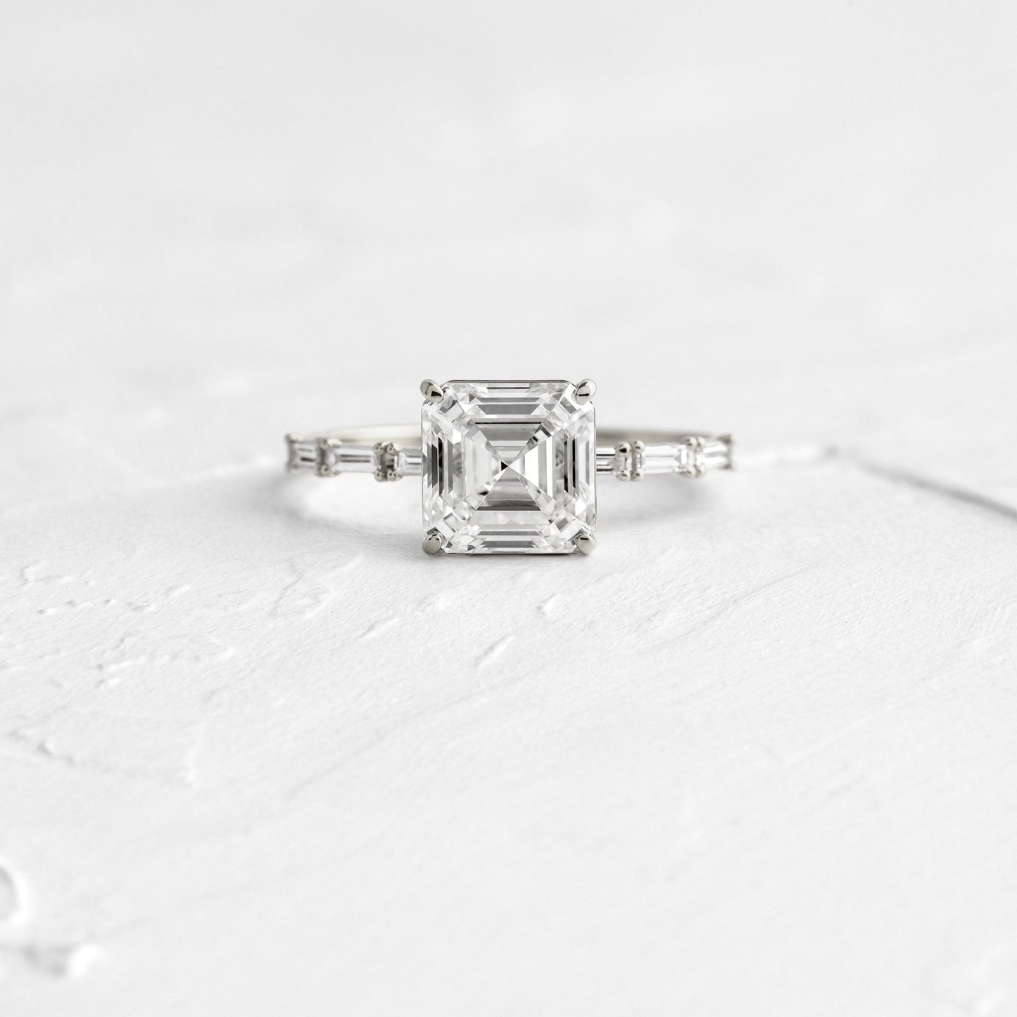 Solitaire-Oval Lab Grown Diamond Engagement Ring