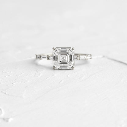 Solitaire-Oval Lab Grown Diamond Engagement Ring