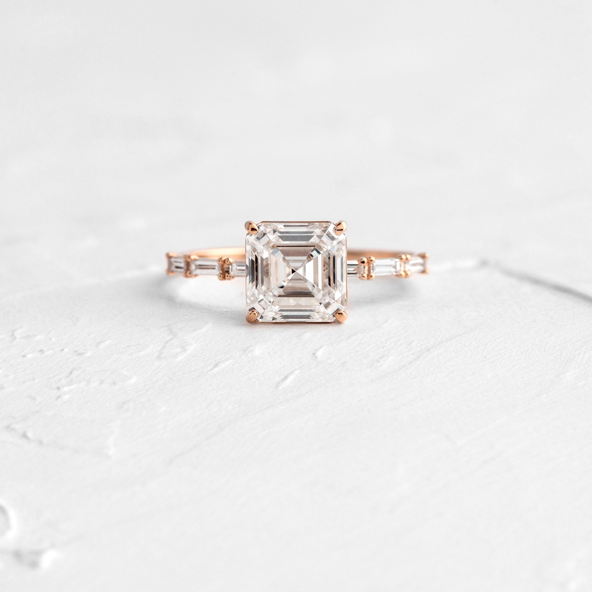 Solitaire-Oval Lab Grown Diamond Engagement Ring