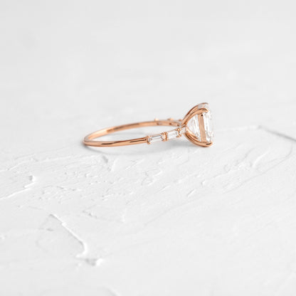 Solitaire-Oval Lab Grown Diamond Engagement Ring