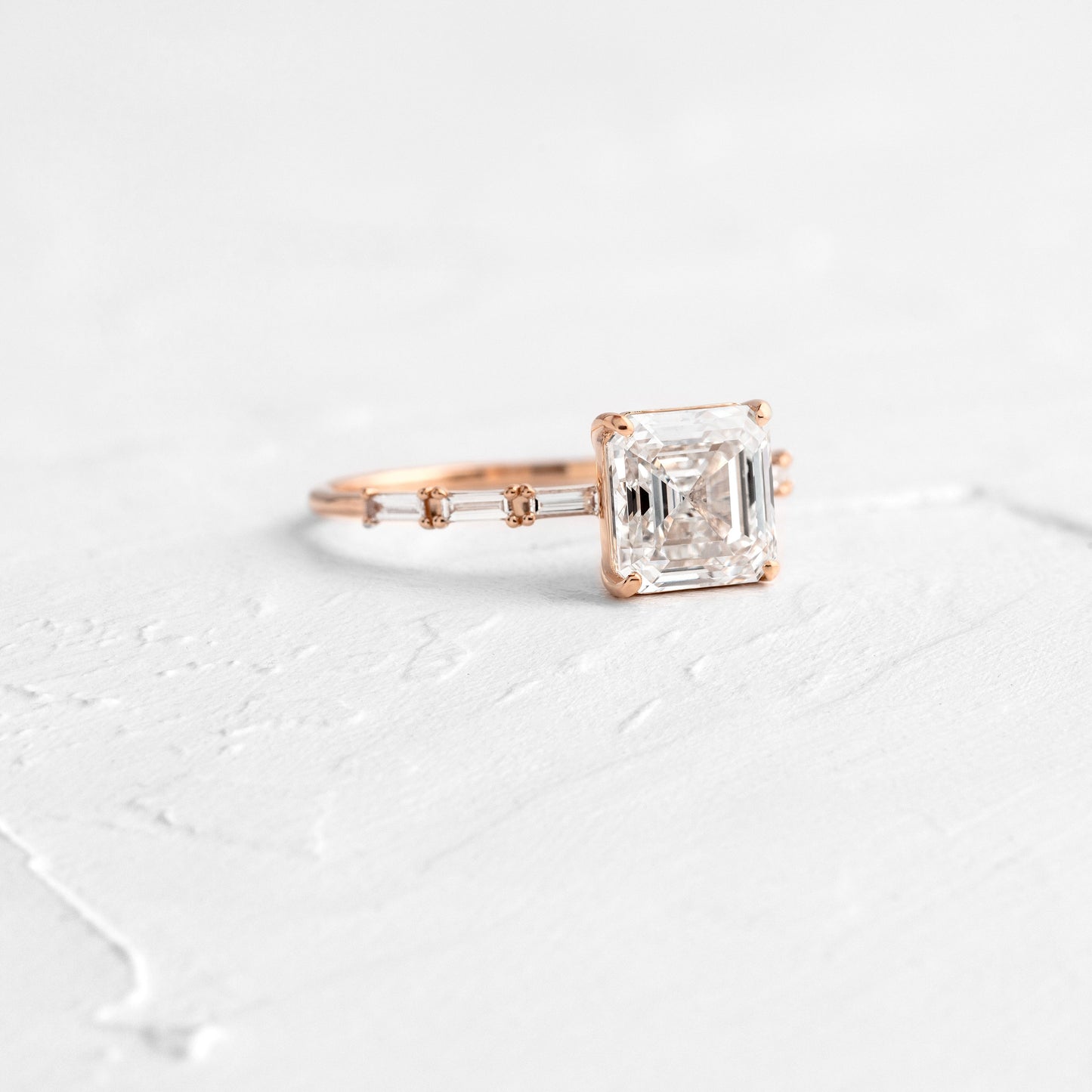 Solitaire-Oval Lab Grown Diamond Engagement Ring