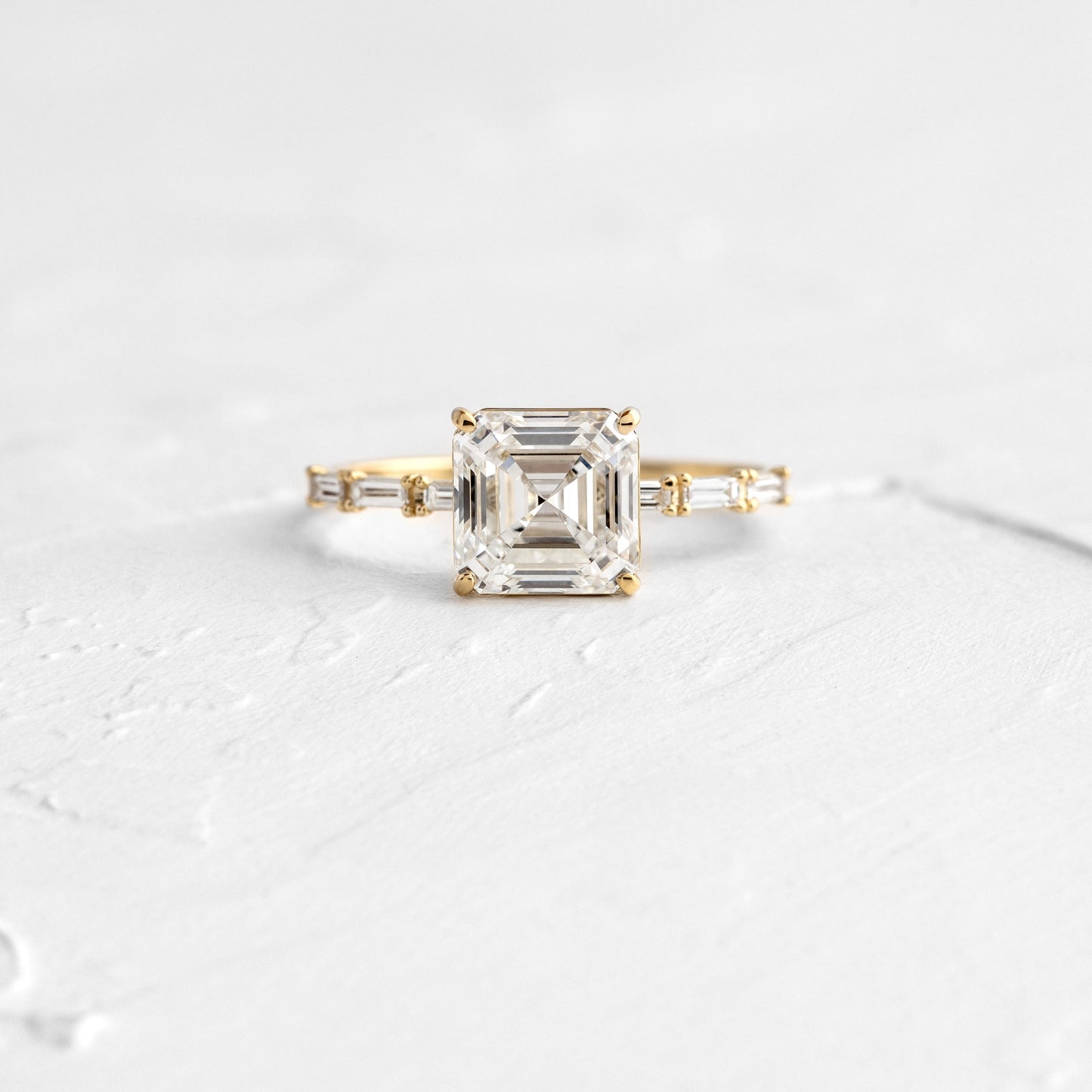 Solitaire-Oval Lab Grown Diamond Engagement Ring