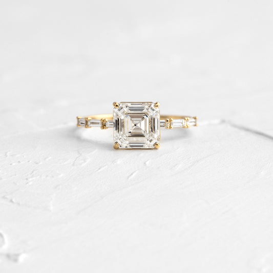 Solitaire-Oval Lab Grown Diamond Engagement Ring