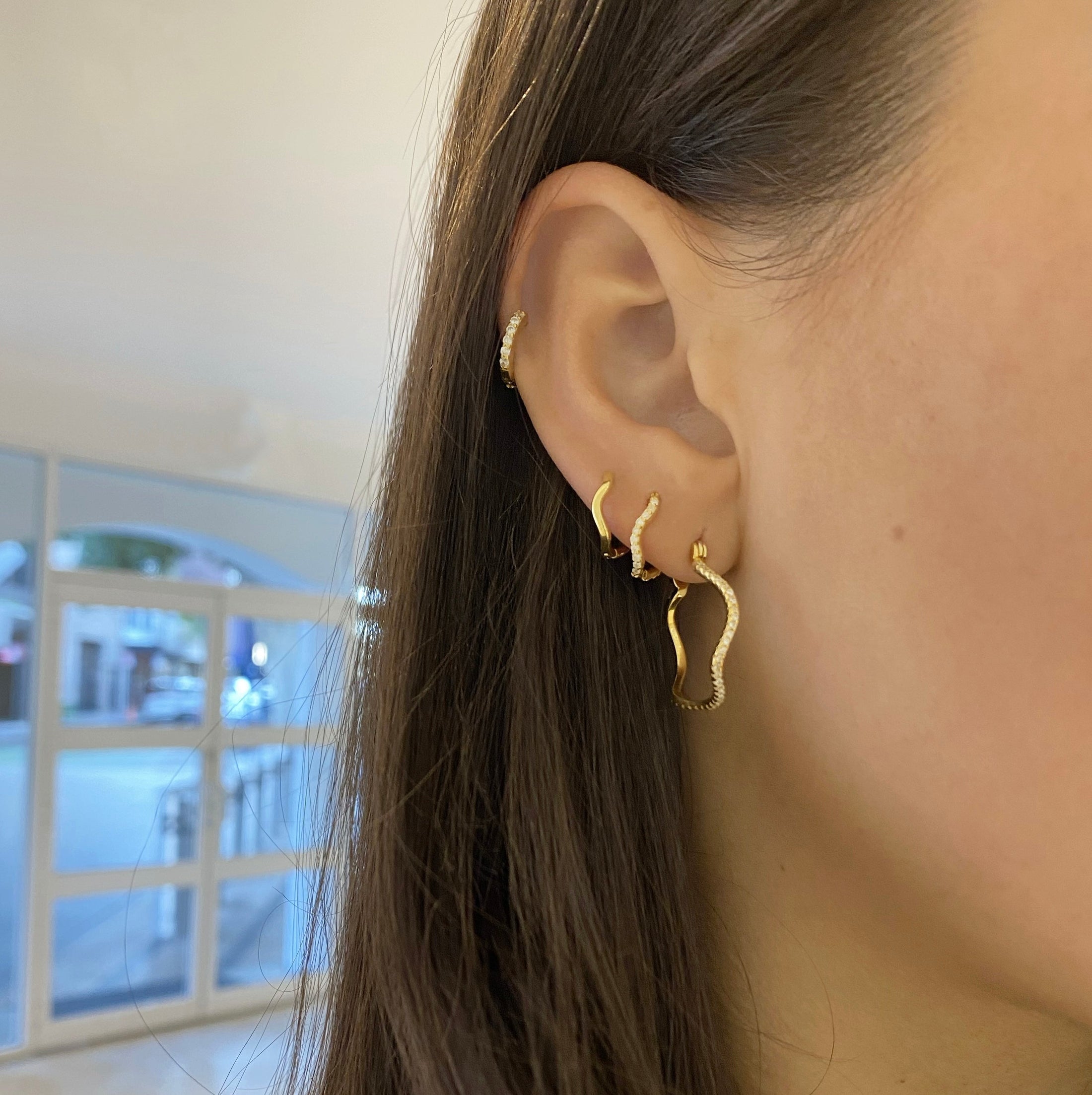 Gold Verve Wave Hoop Earrings