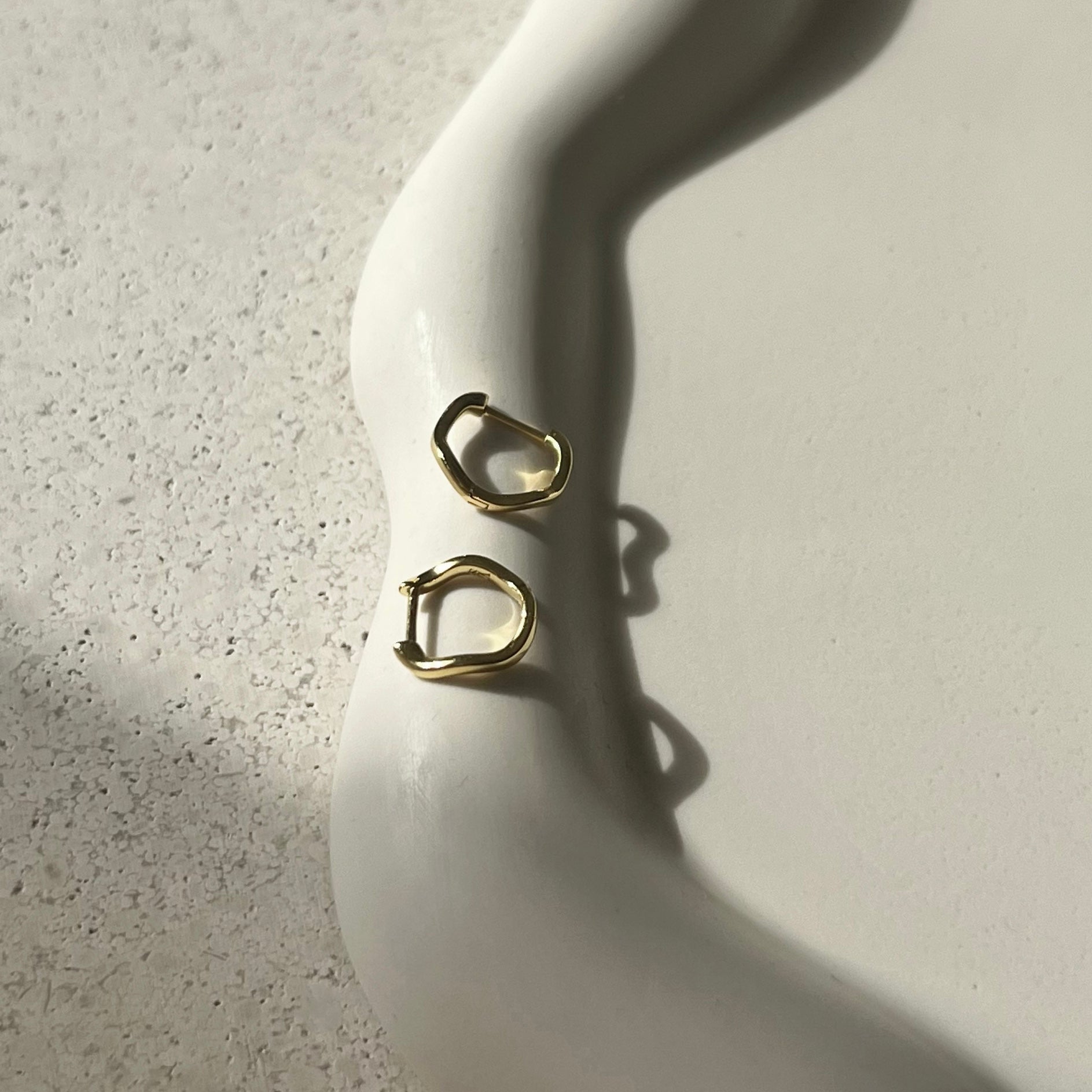 Gold Verve Wave Hoop Earrings