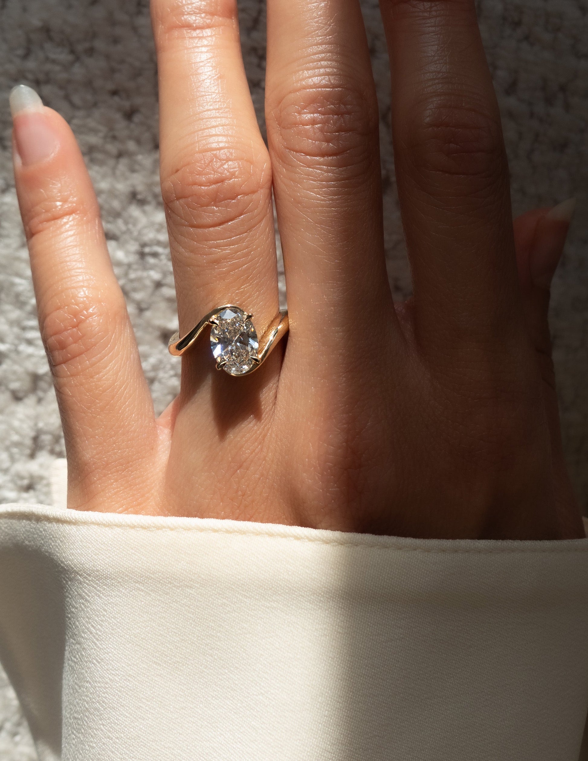 Solitaire-Oval Lab Grown Diamond Engagement Ring