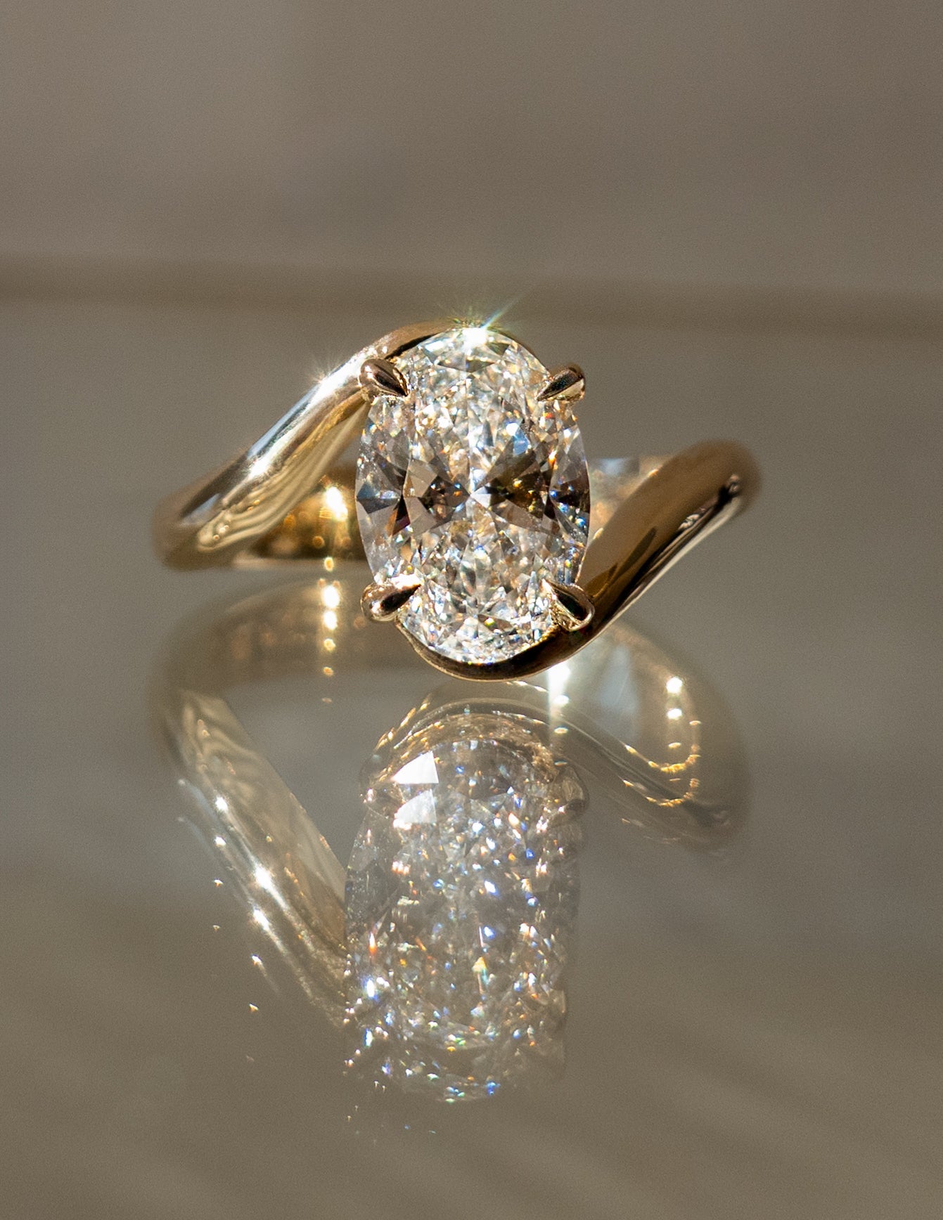 Solitaire-Oval Lab Grown Diamond Engagement Ring