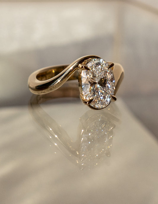 Solitaire-Oval Lab Grown Diamond Engagement Ring