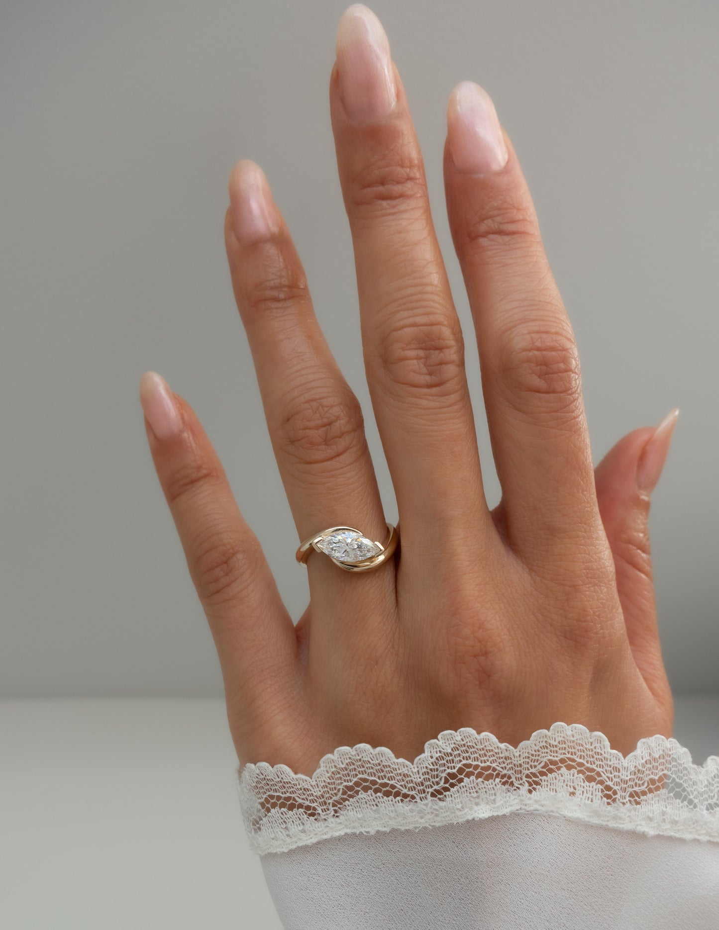 Solitaire-Oval Lab Grown Diamond Engagement Ring