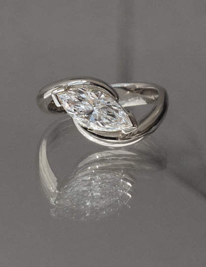 Solitaire-Oval Lab Grown Diamond Engagement Ring
