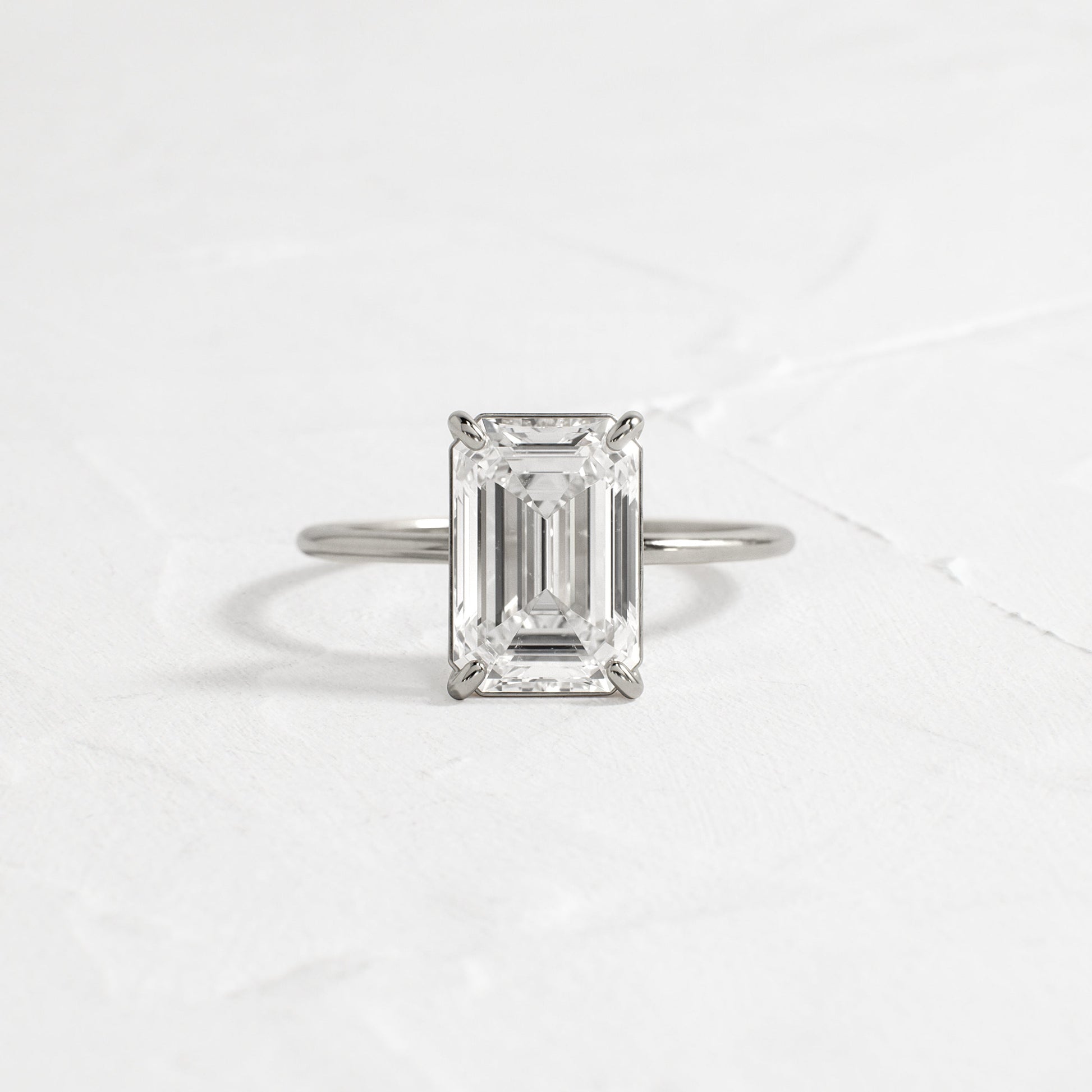 Solitaire-Oval Lab Grown Diamond Engagement Ring