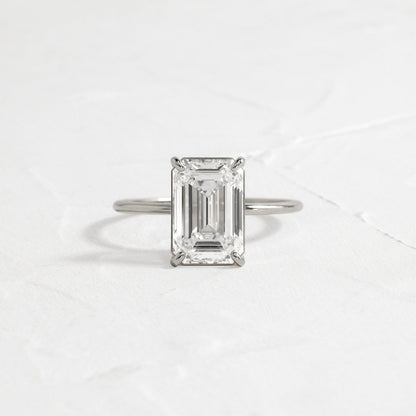 Solitaire-Oval Lab Grown Diamond Engagement Ring