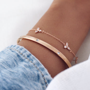 0.05 CT Round Lab-Grown Diamond Gold Bangle Bracelets 14