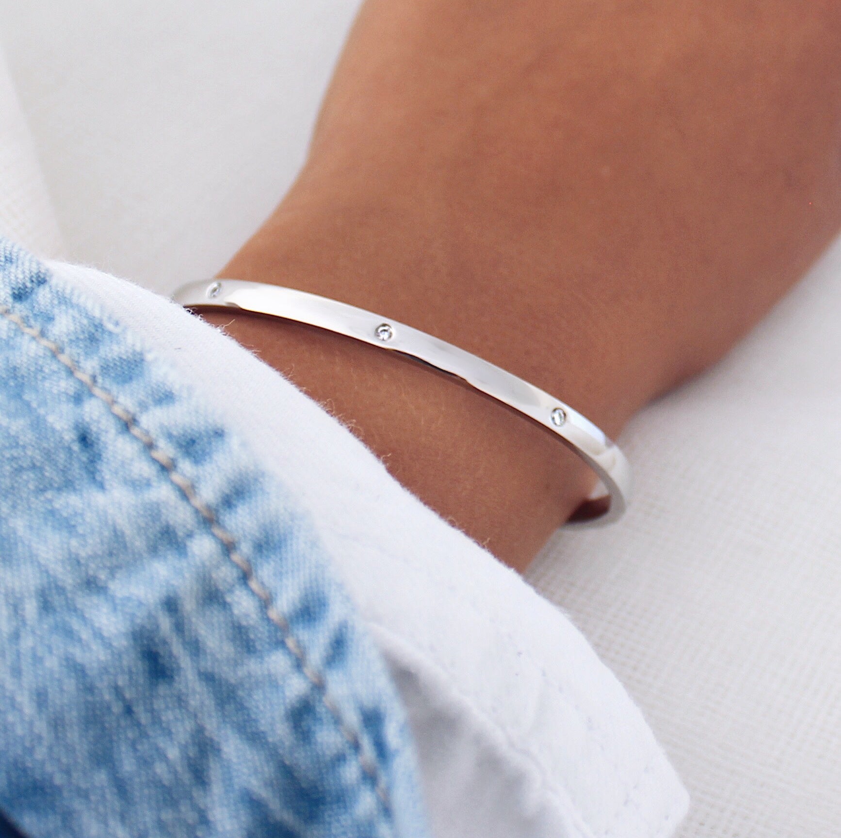 0.05 CT Round Lab-Grown Diamond Gold Bangle Bracelets 12