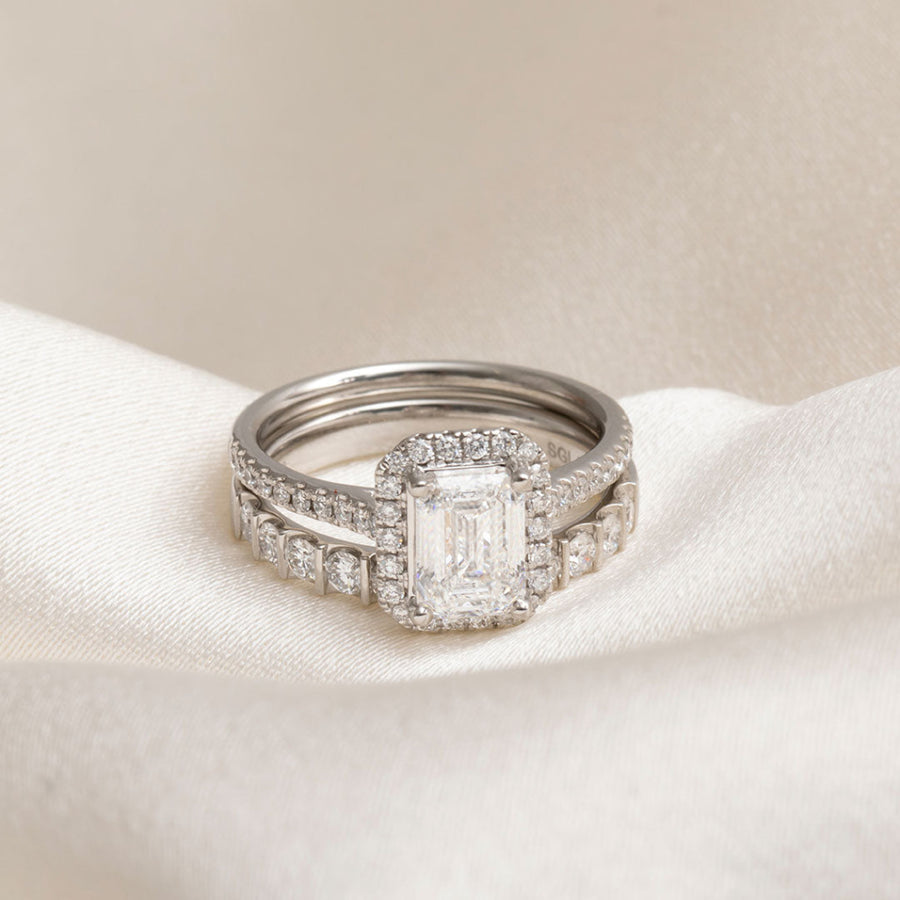 Halo-1.0 CT Emerald Lab Grown Diamond Engagement Ring