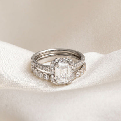 Halo-1.0 CT Emerald Lab Grown Diamond Engagement Ring