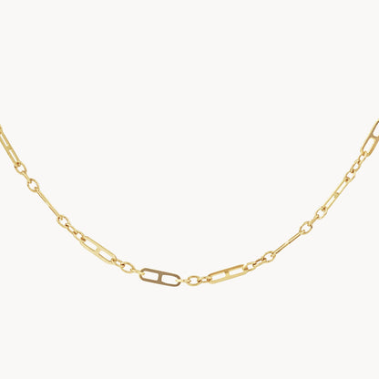 Elegant Gold Paperclip Chain Necklace 1