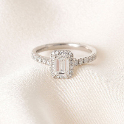Halo-0.80 CT Emerald Lab Grown Diamond Engagement Ring