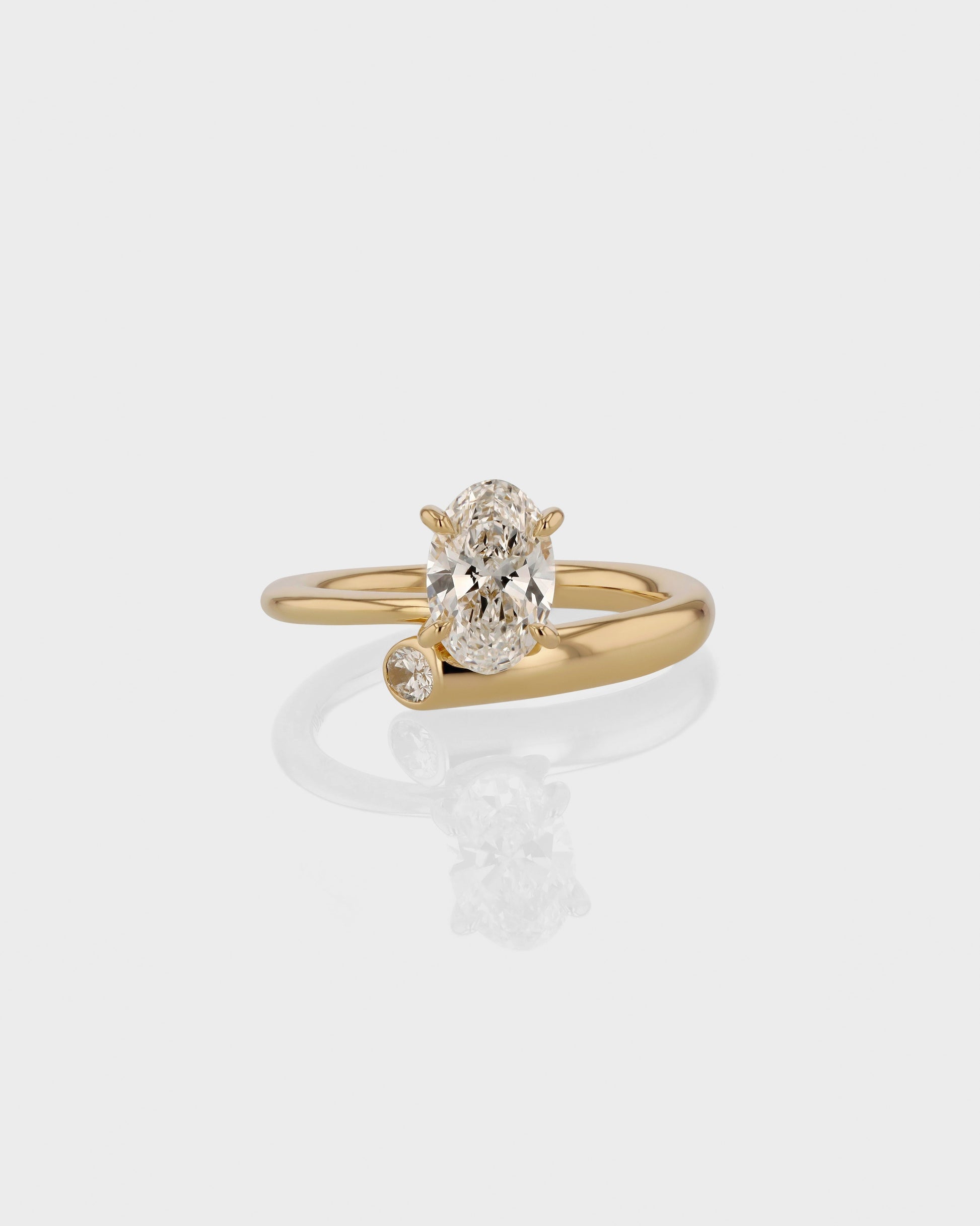 1.0 CT Oval Lab Grown Diamond Swirl Shank Engagement Ring in Gold 1