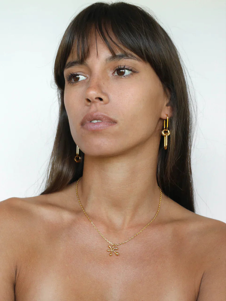 Floral Shaped Pendant Necklace 4