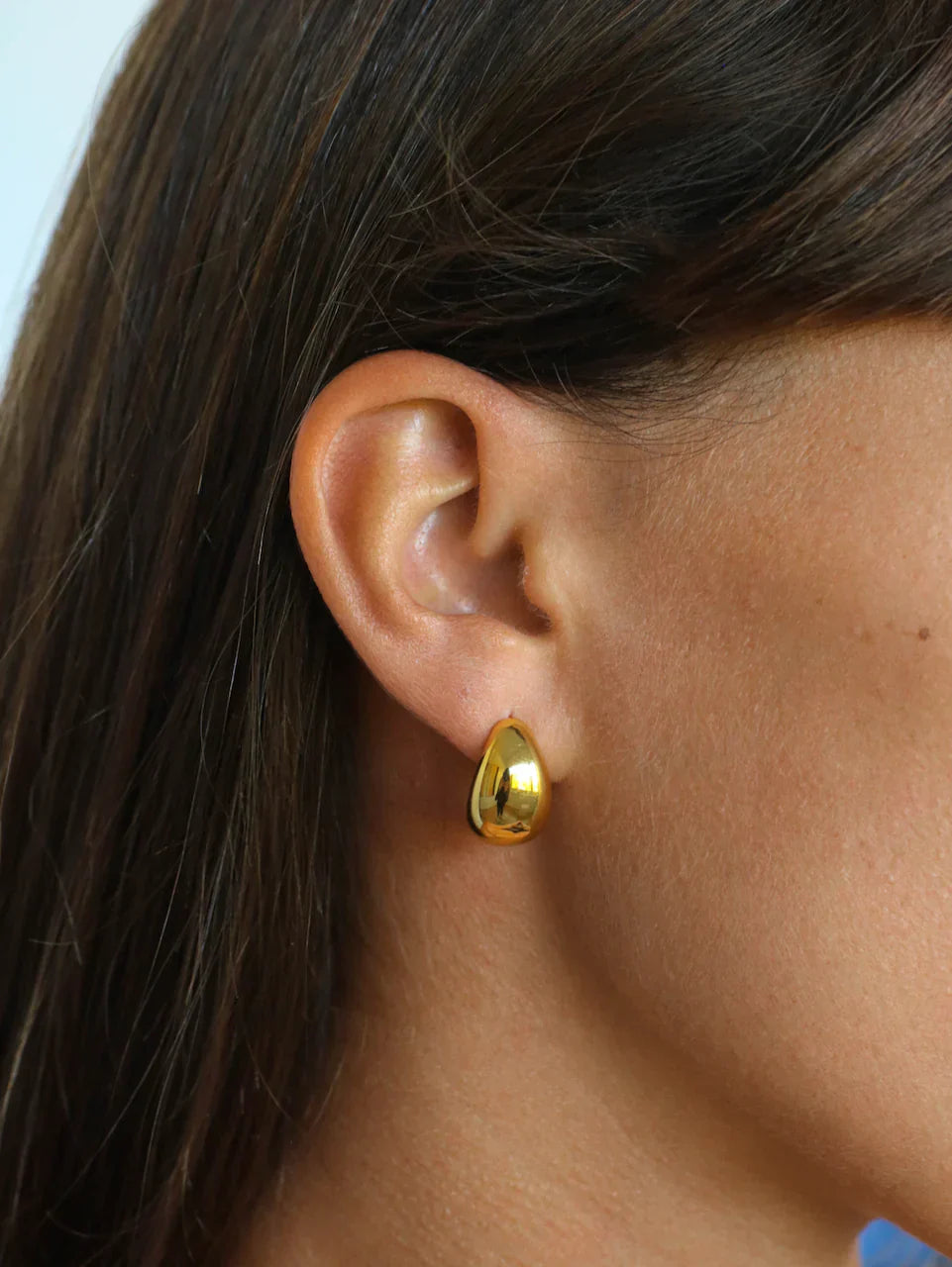 Curve C Shaped Bold Earrings 2