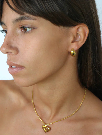 Curve C Shaped Bold Earrings 4