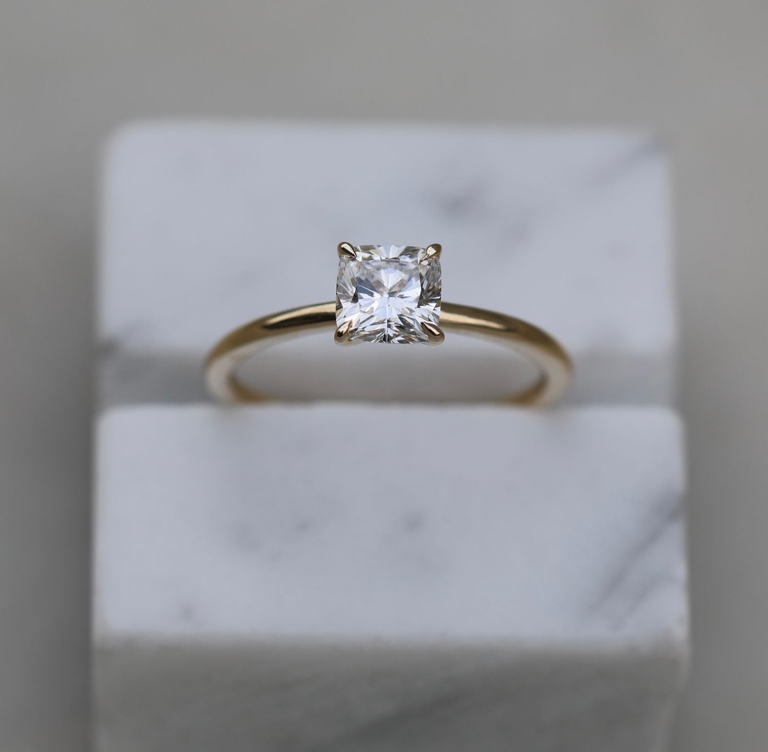 Radiant Elegance: 0.90 CT Cushion Lab-Grown Diamond Solitaire Ring