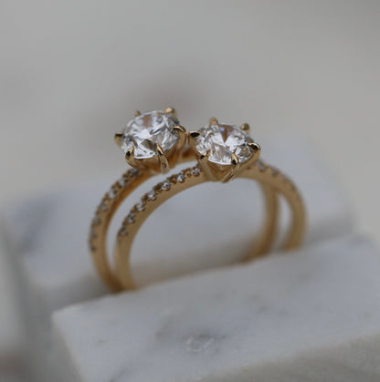 0.75 CT Round Cut Pave CVD E/VS1 Diamond Engagement Ring 9