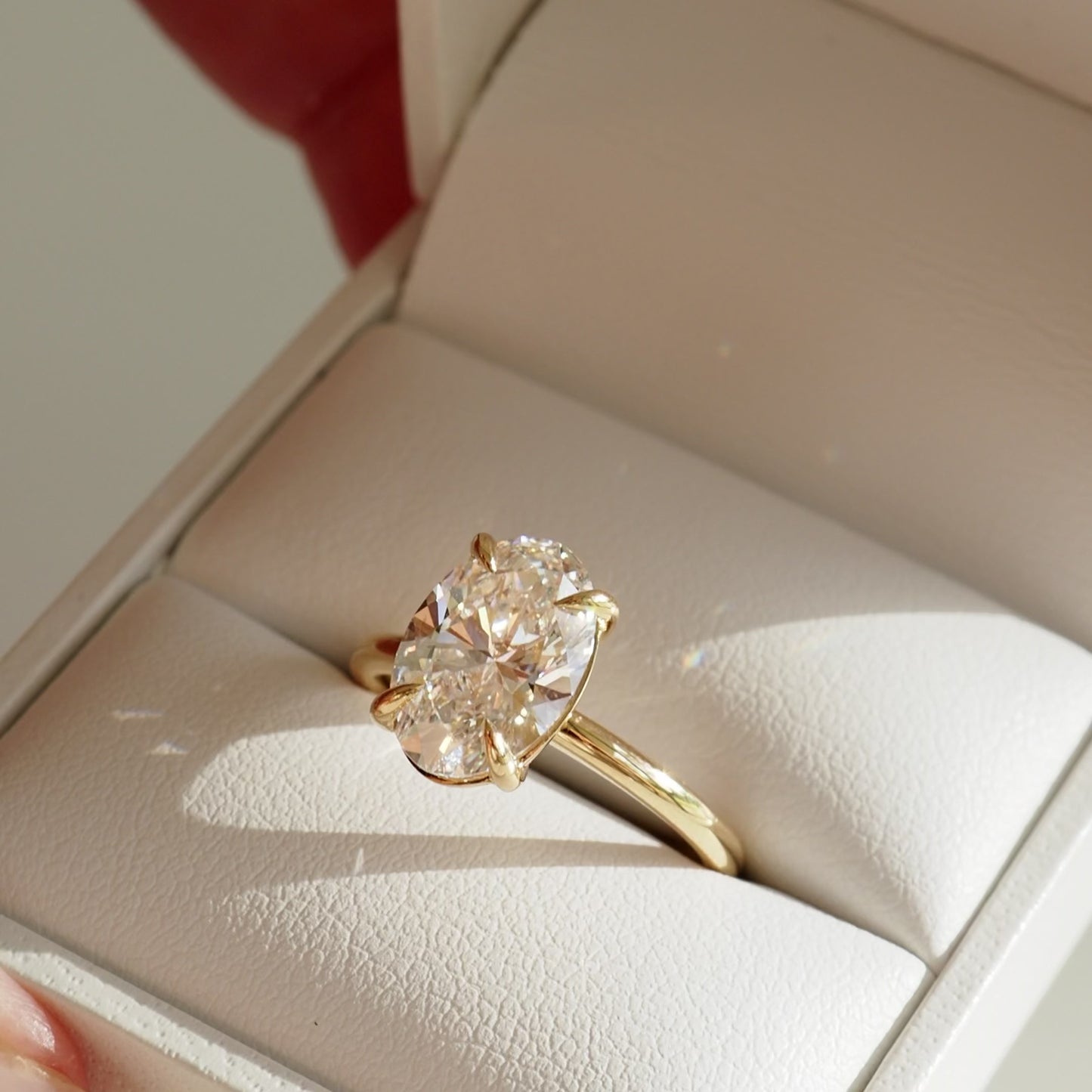 Solitaire-Oval Lab Grown Diamond Engagement Ring